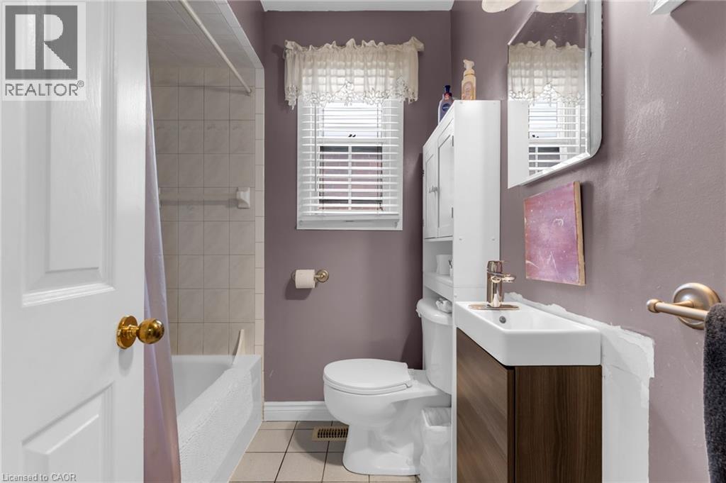95 DANA Drive, Hamilton, Ontario, L9L3H9 — Photo 12