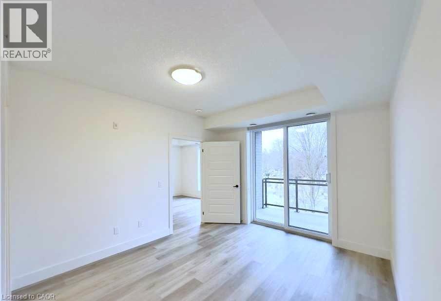 107 ROGER Street Unit# 304, Waterloo, Ontario, N2J0G3 — Photo 7