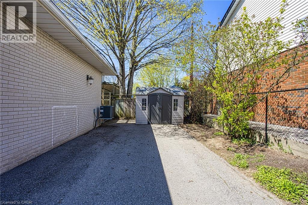 2387 CYPRUS Avenue, Burlington, Ontario, L7P1G5 — Photo 33
