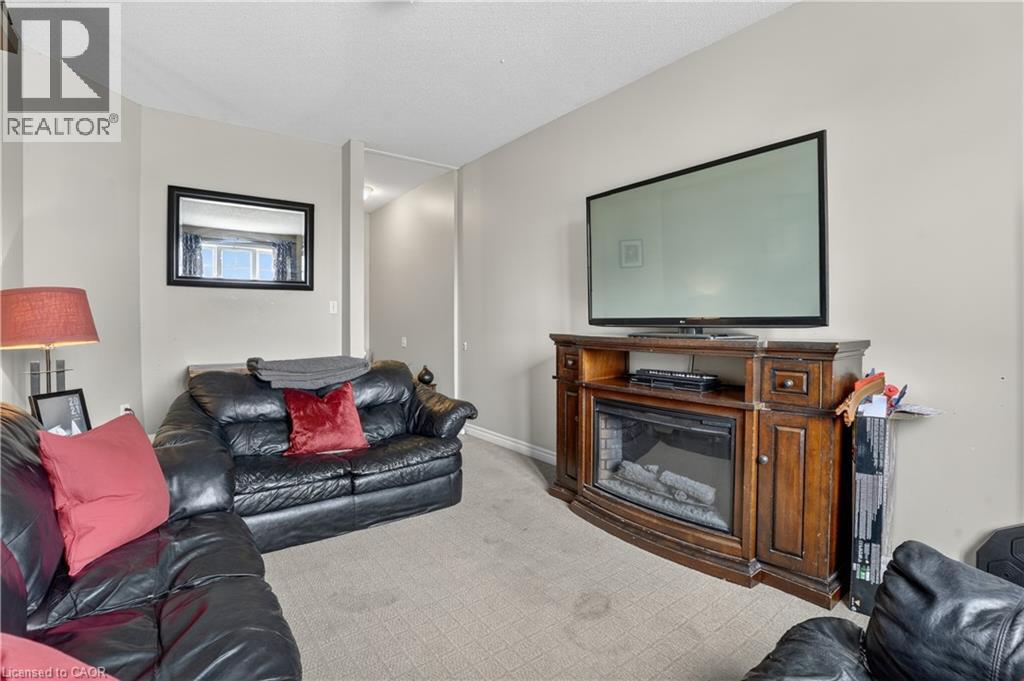 742 ANGLER Way, Waterloo, Ontario, N2K4L7 — Photo 18