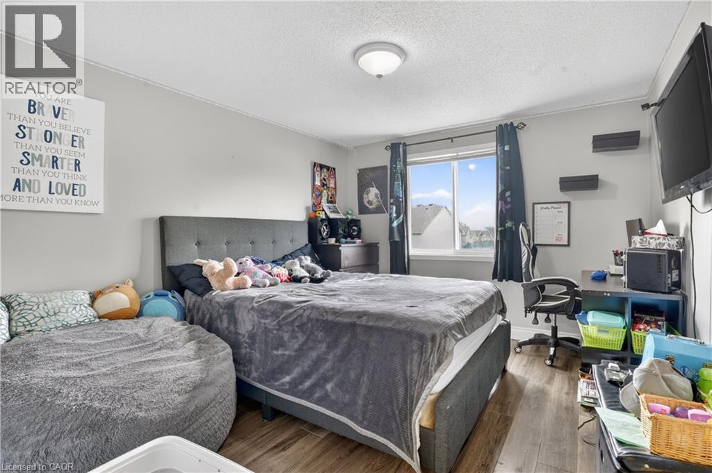 742 ANGLER Way, Waterloo, Ontario, N2K4L7 — Photo 24