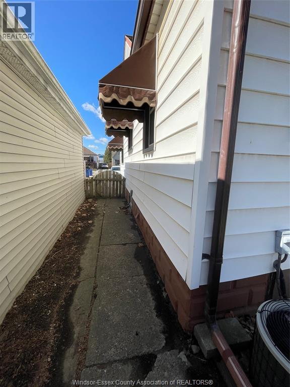 2628 ALEXIS, Windsor, Ontario, N8W3Z9 — Photo 24
