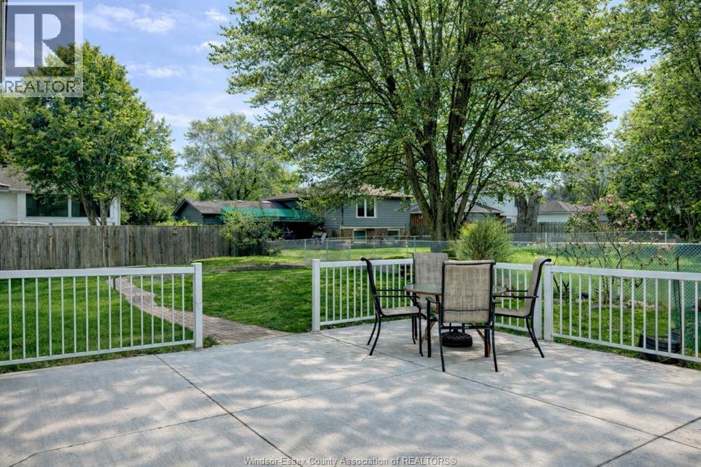 276 FAIRWAY CRESCENT, Tecumseh, Ontario, N8N2Z2 — Photo 38