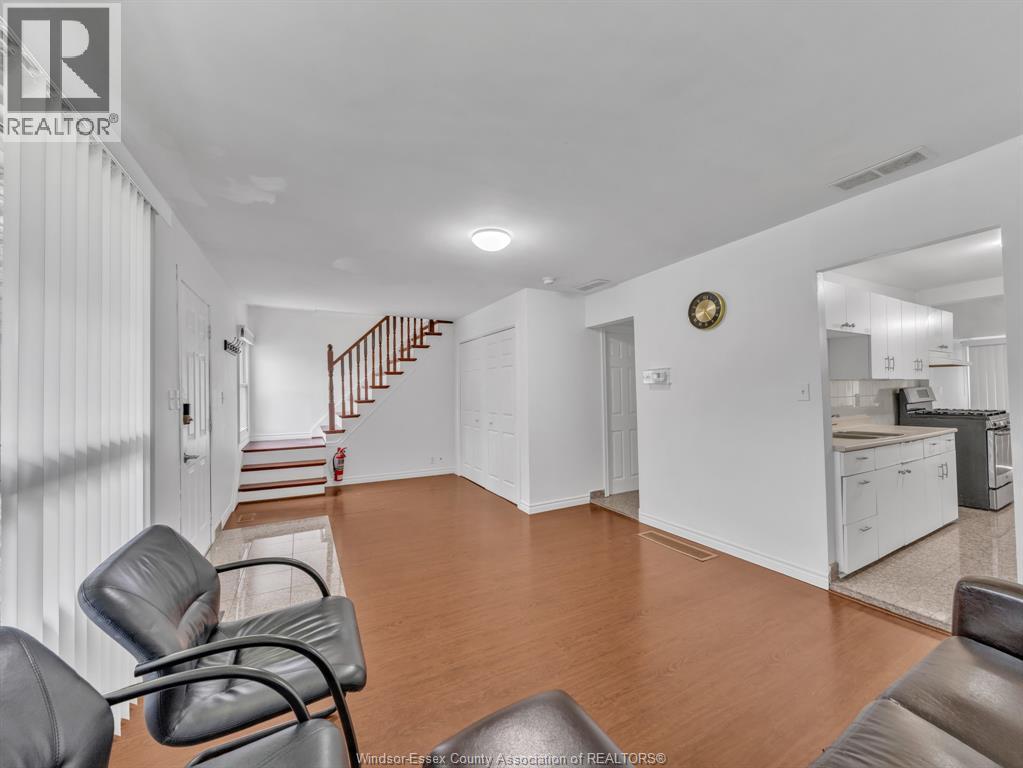 3748 WHITNEY, Windsor, Ontario, N9C2C4 — Photo 12