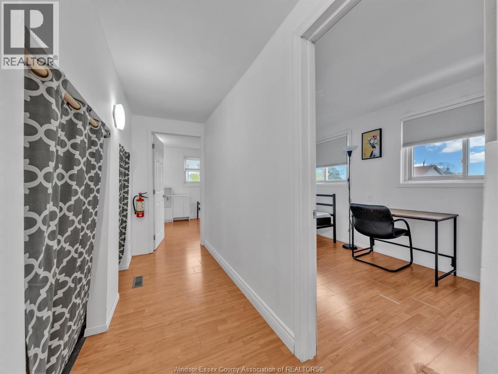 3748 WHITNEY, Windsor, Ontario, N9C2C4 — Photo 23