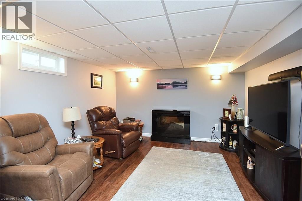 181 LAWNHURST Drive, Hamilton, Ontario, L8V4R2 — Photo 33