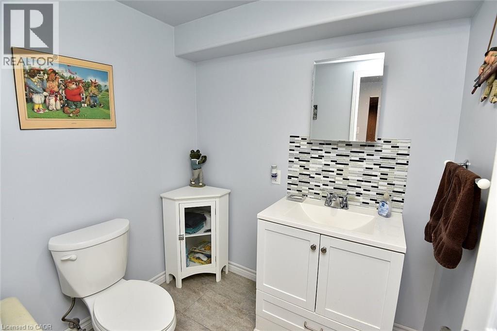 181 LAWNHURST Drive, Hamilton, Ontario, L8V4R2 — Photo 34