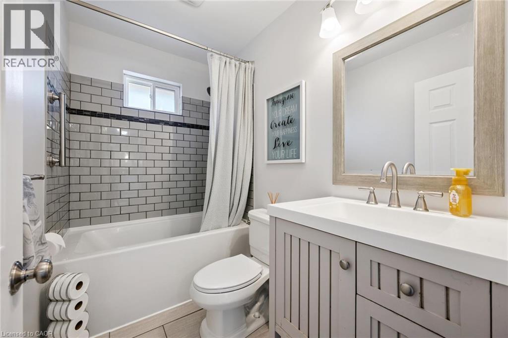 1311 ROYAL Drive, Burlington, Ontario, L7P2G2 — Photo 20