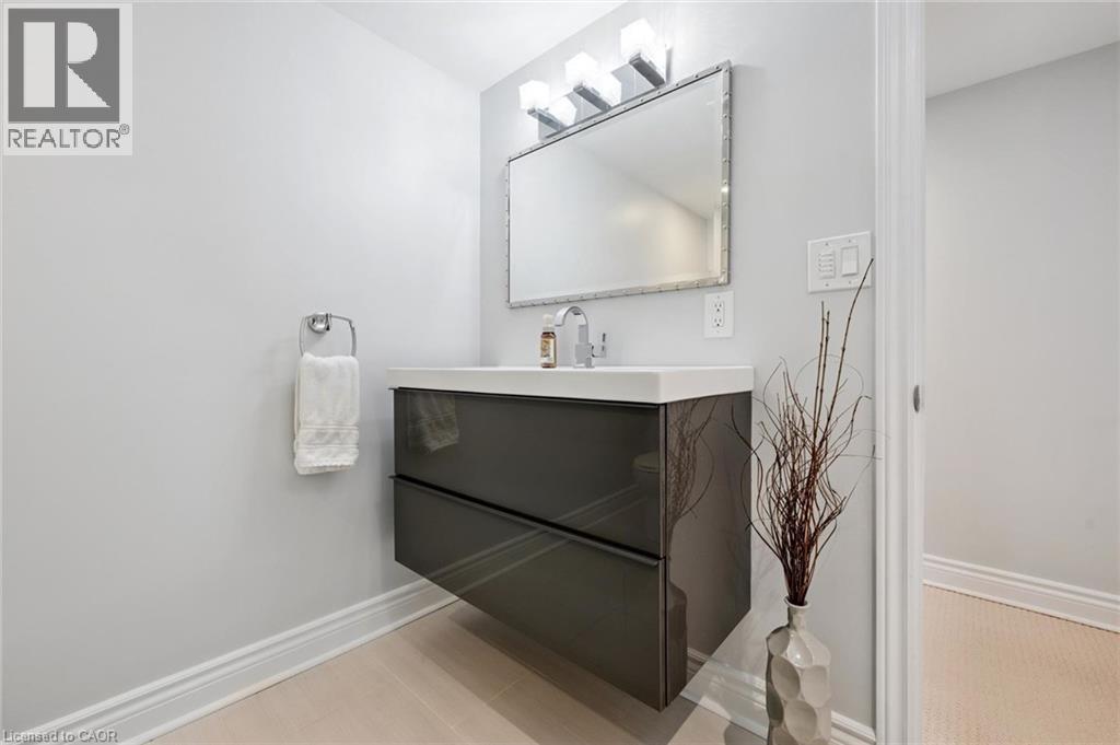 1311 ROYAL Drive, Burlington, Ontario, L7P2G2 — Photo 27