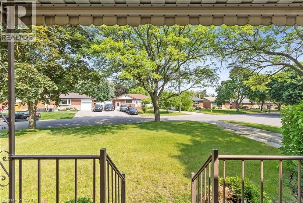 23 TERRANCE Drive Unit# UPPER, Brantford, Ontario, N3R3G2 — Photo 2