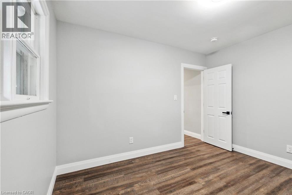 23 TERRANCE Drive Unit# UPPER, Brantford, Ontario, N3R3G2 — Photo 22