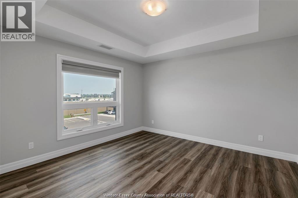 728 BROWNSTONE Unit# 301, Lakeshore, Ontario, N9K0C4 — Photo 18