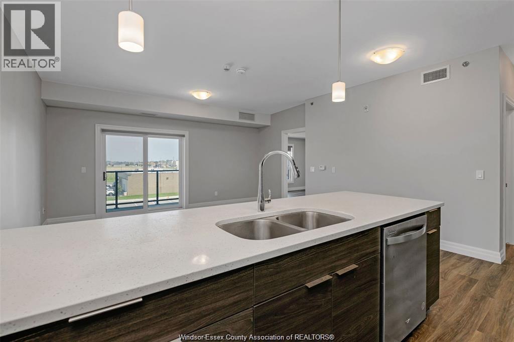 728 BROWNSTONE Unit# 301, Lakeshore, Ontario, N9K0C4 — Photo 23