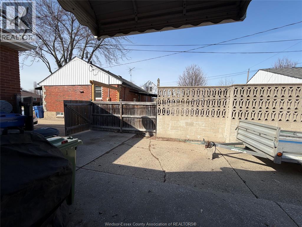 858 LAPORTE, Windsor, Ontario, N8S3R4 — Photo 30