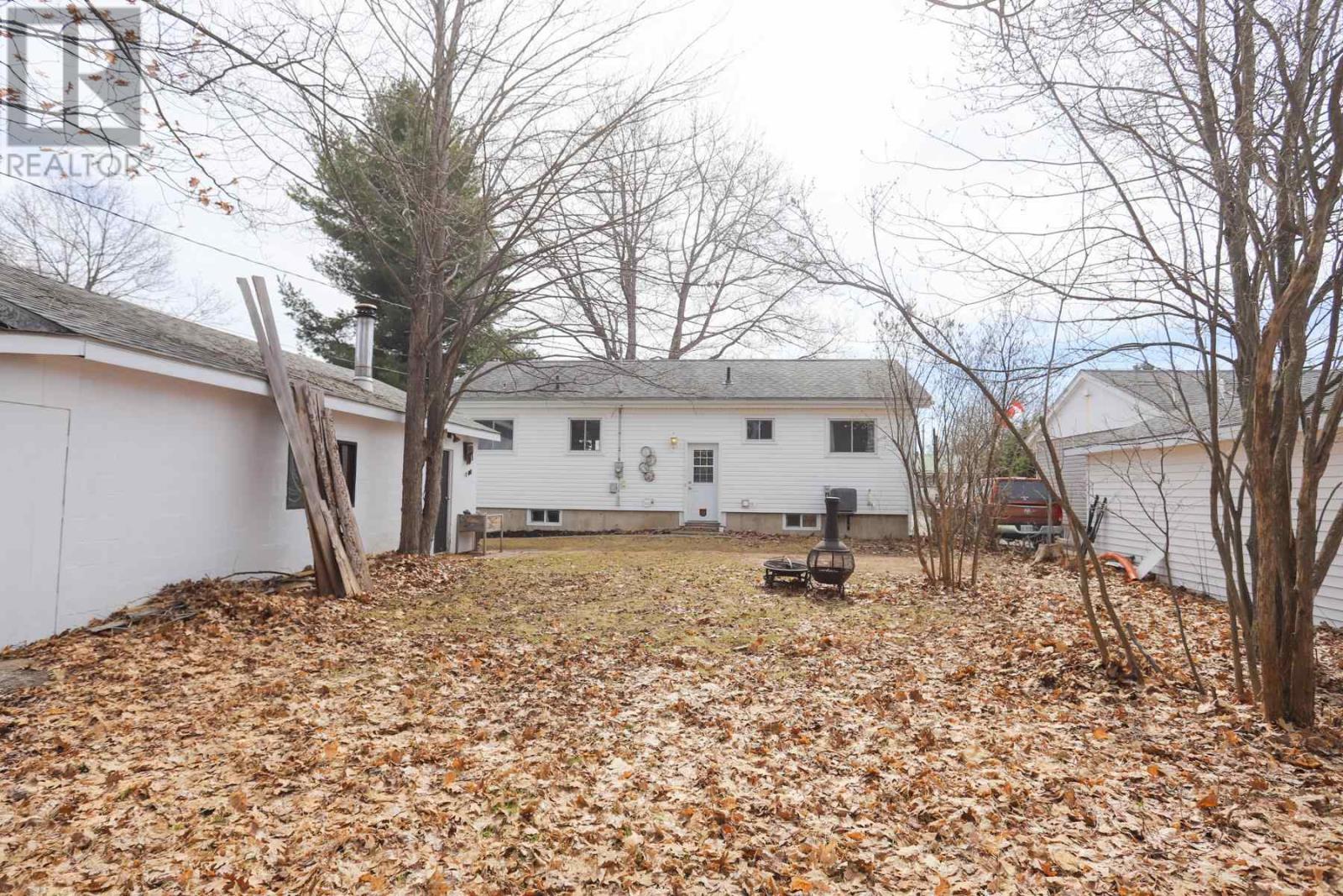 154 Ashgrove AVE, Sault Ste. Marie, Ontario, P6A4X2 — Photo 29