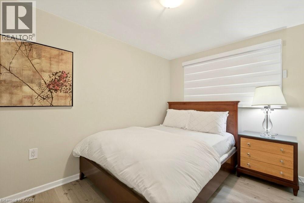 20 ST. CHARLES Drive, Thorold, Ontario, L2V2W4 — Photo 10