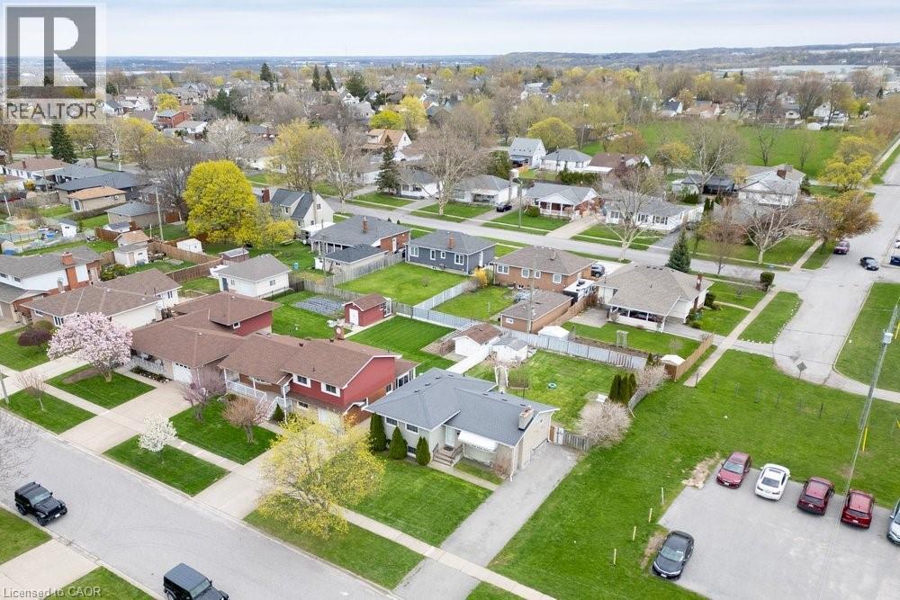 20 ST. CHARLES Drive, Thorold, Ontario, L2V2W4 — Photo 23