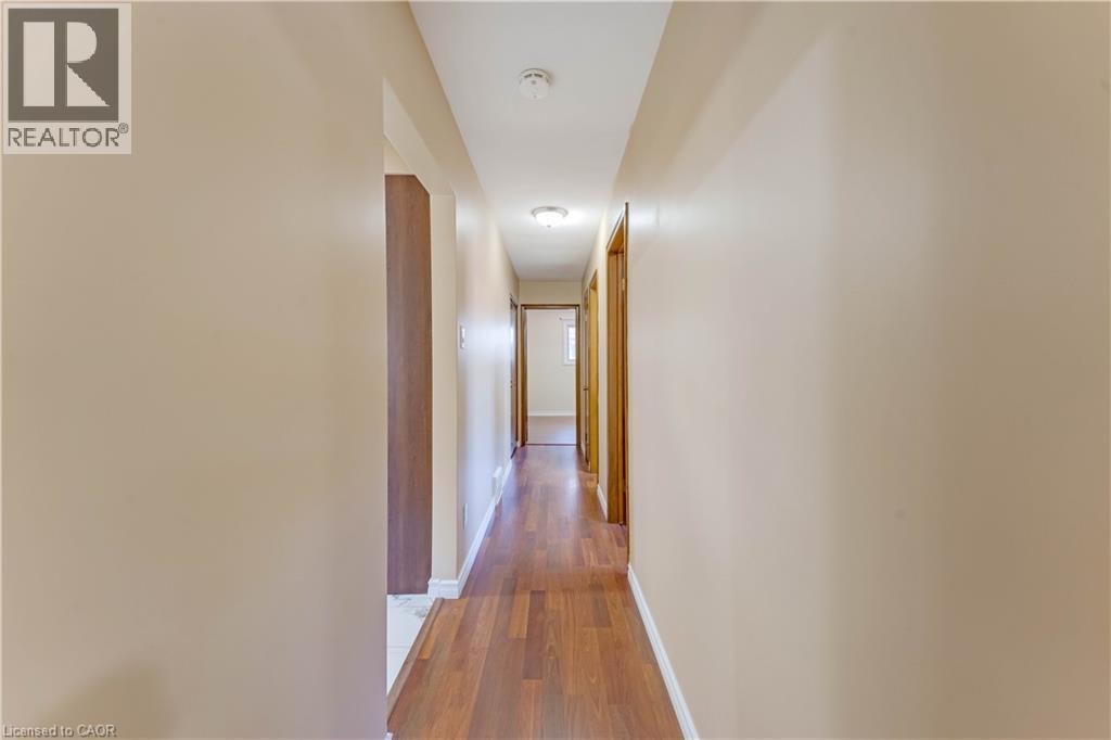 402 LAKEVIEW Drive, Waterloo, Ontario, N2L4Z6 — Photo 11