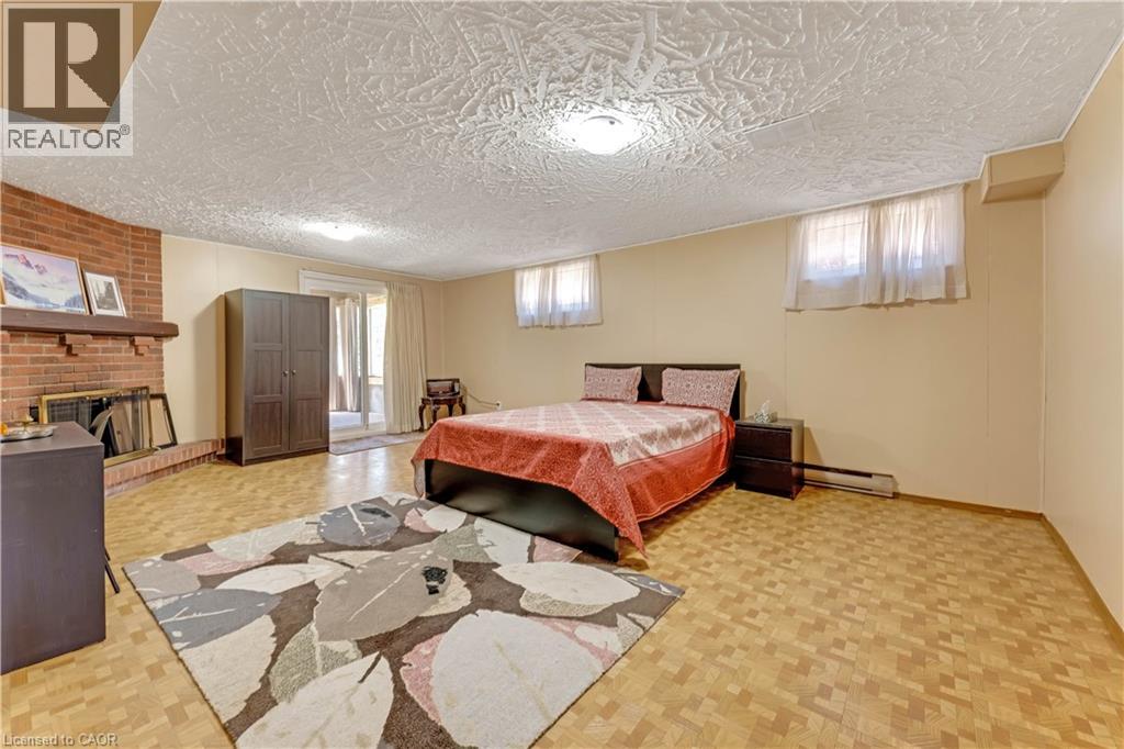 402 LAKEVIEW Drive, Waterloo, Ontario, N2L4Z6 — Photo 29