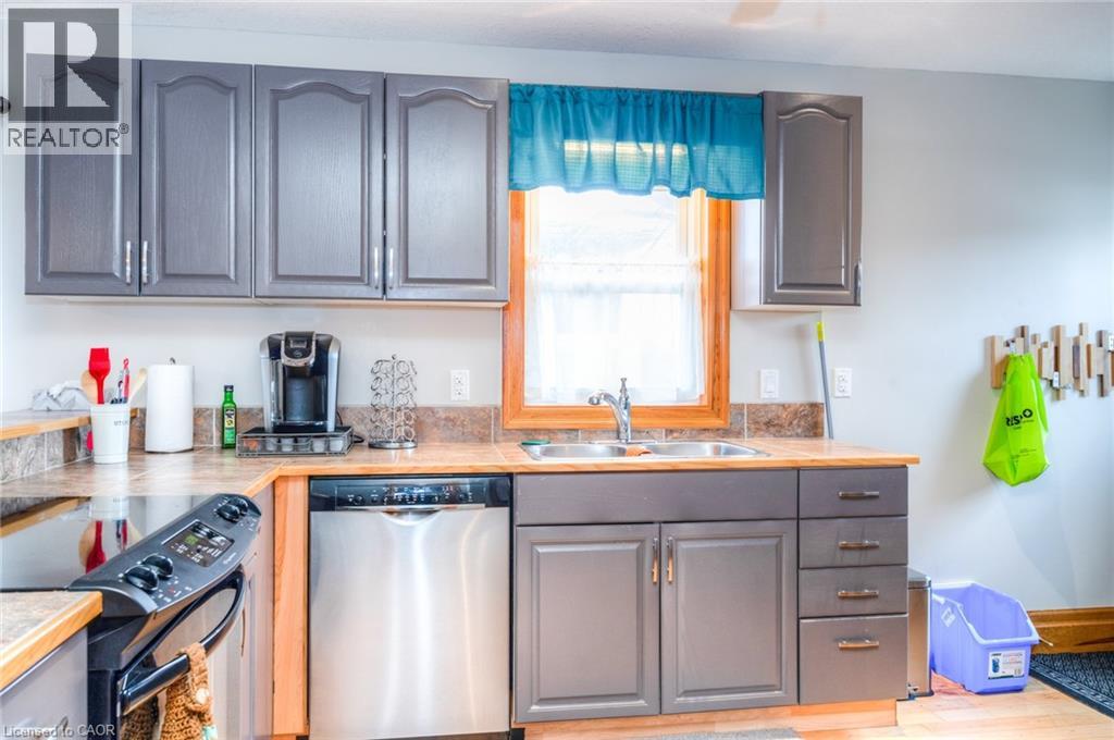 46 2 Avenue, Kitchener, Ontario, N2C1N5 — Photo 13