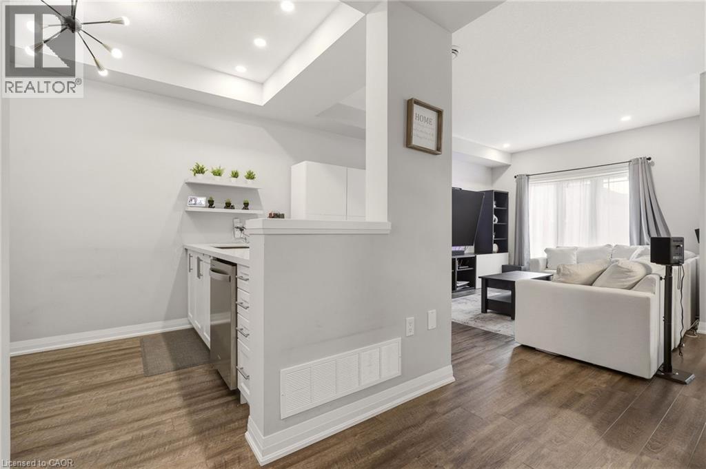 58 WATERLILY Way, Hannon, Ontario, L0R1P0 — Photo 3