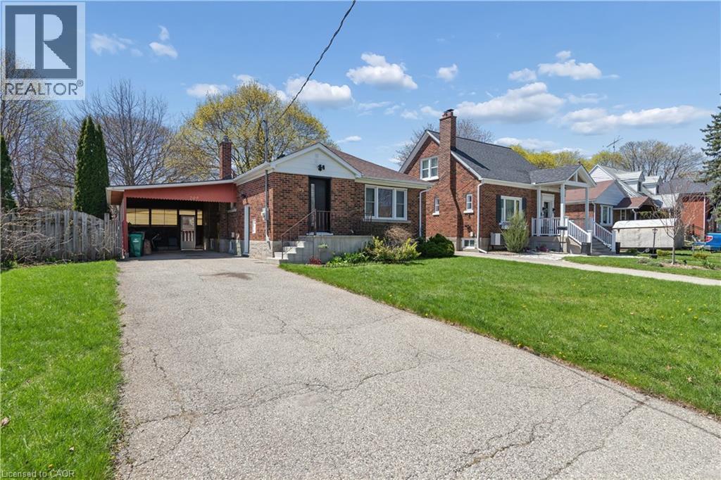 209 BEDFORD Road, Kitchener, Ontario, N2G3A5 — Photo 4