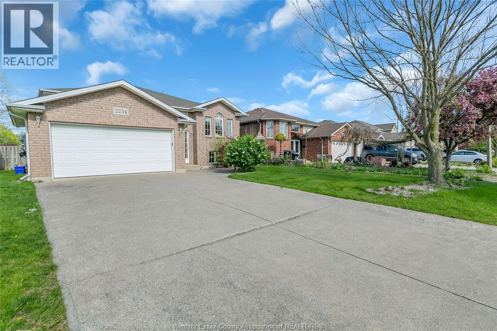 2234 RANDOLPH AVENUE, Windsor, Ontario, N9B3V9 — Photo 2