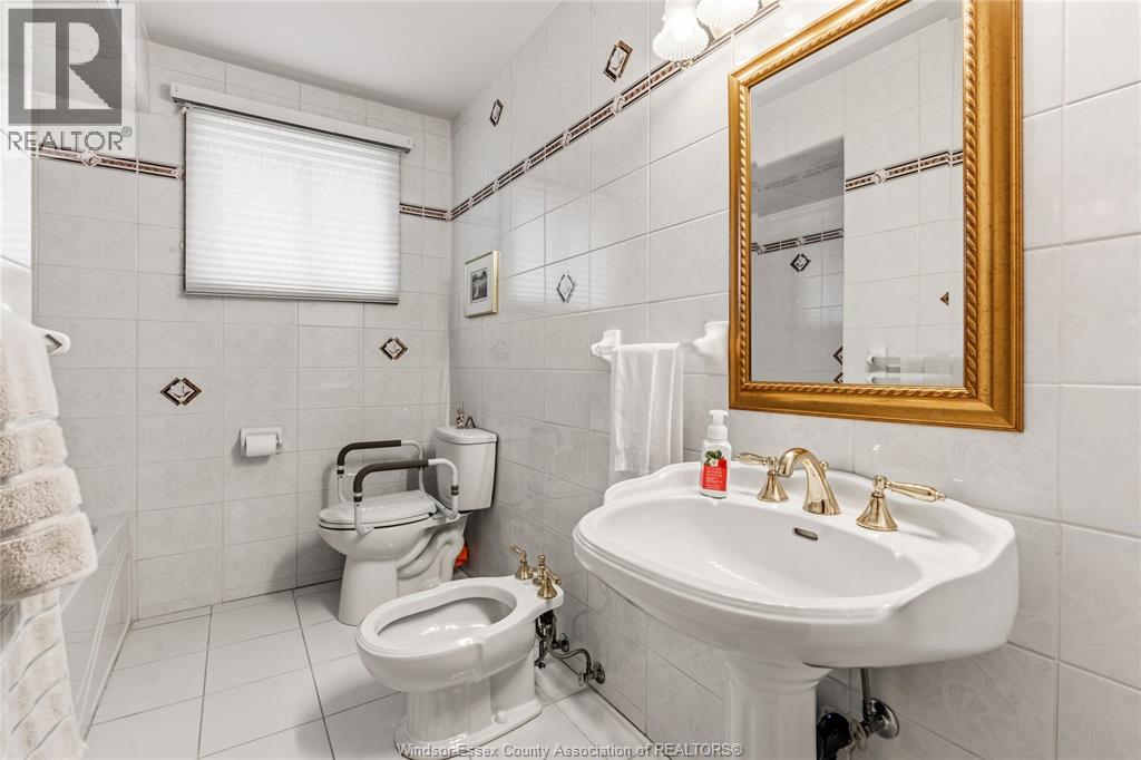 1404 SHAWNEE ROAD, Tecumseh, Ontario, N8N1S2 — Photo 15