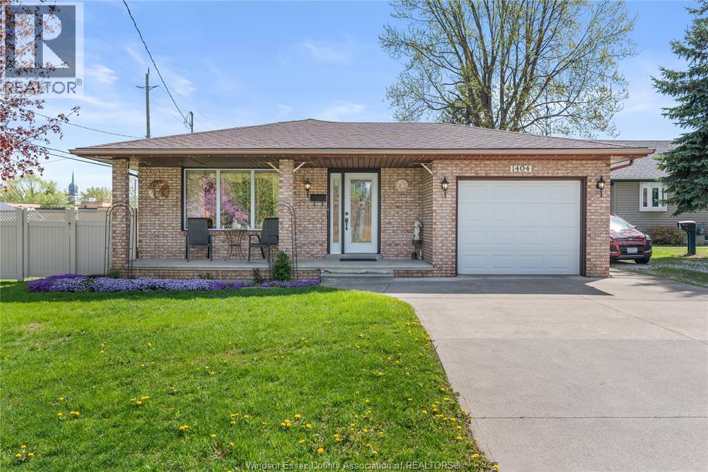 1404 SHAWNEE ROAD, Tecumseh, Ontario, N8N1S2 — Photo 2