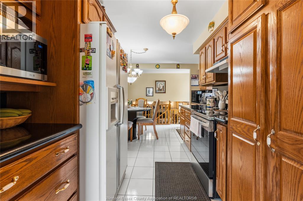 1404 SHAWNEE ROAD, Tecumseh, Ontario, N8N1S2 — Photo 5