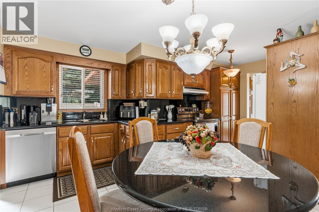1404 SHAWNEE ROAD, Tecumseh, Ontario, N8N1S2 — Photo 7