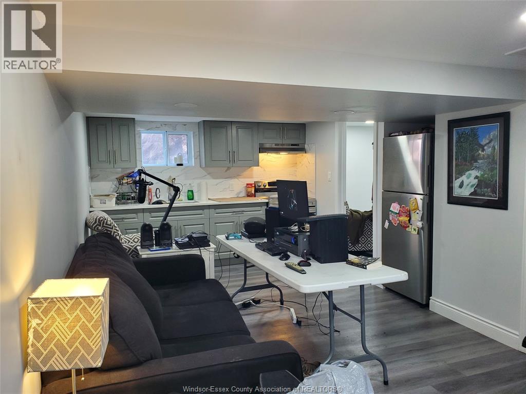 348 CAROLINE, Windsor, Ontario, N9A6A4 — Photo 18