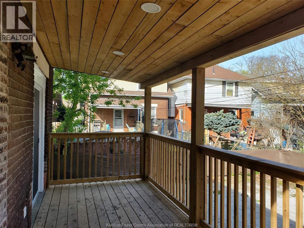 348 CAROLINE, Windsor, Ontario, N9A6A4 — Photo 23