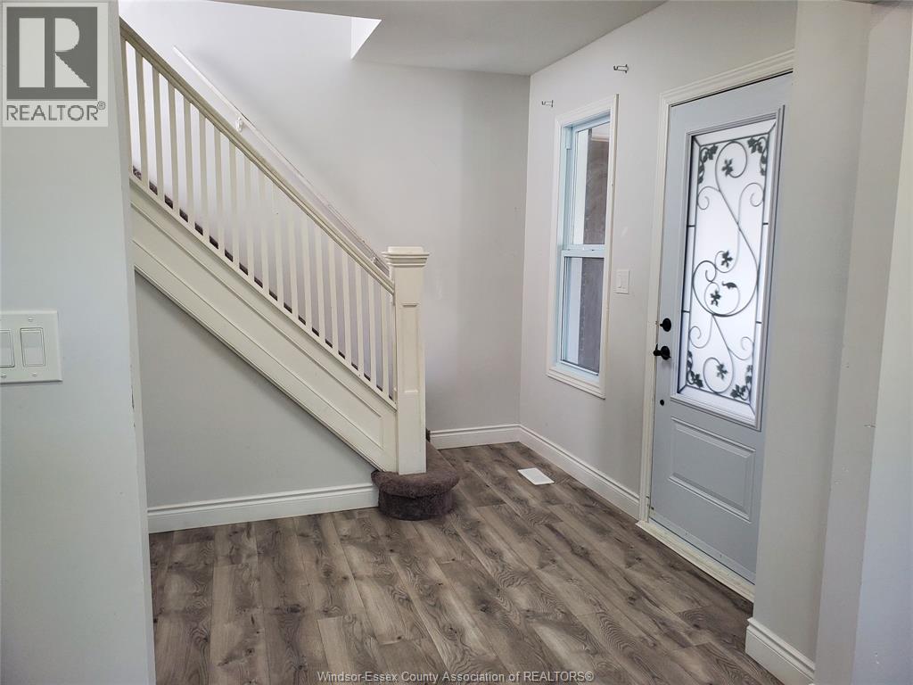 348 CAROLINE, Windsor, Ontario, N9A6A4 — Photo 5