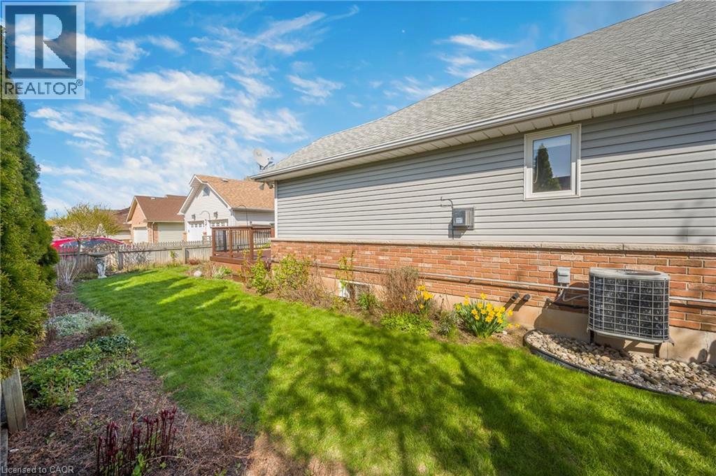 34 MARGARET Avenue, Grimsby, Ontario, L3M5L4 — Photo 35