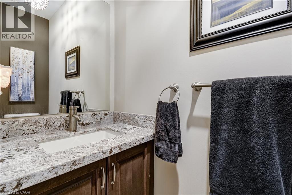 23 MCKNIGHT Avenue, Waterdown, Ontario, L8B0R5 — Photo 14