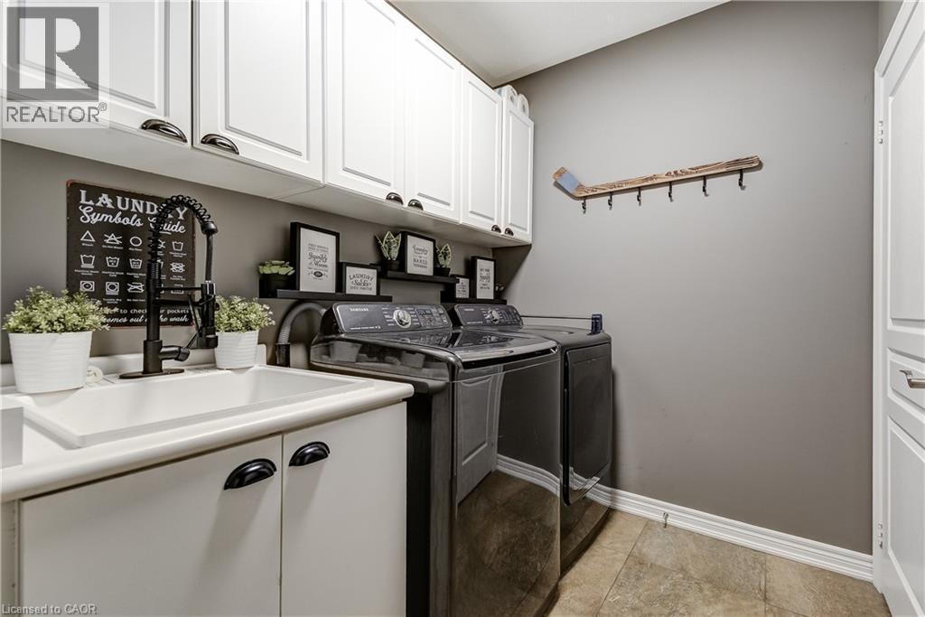 23 MCKNIGHT Avenue, Waterdown, Ontario, L8B0R5 — Photo 16