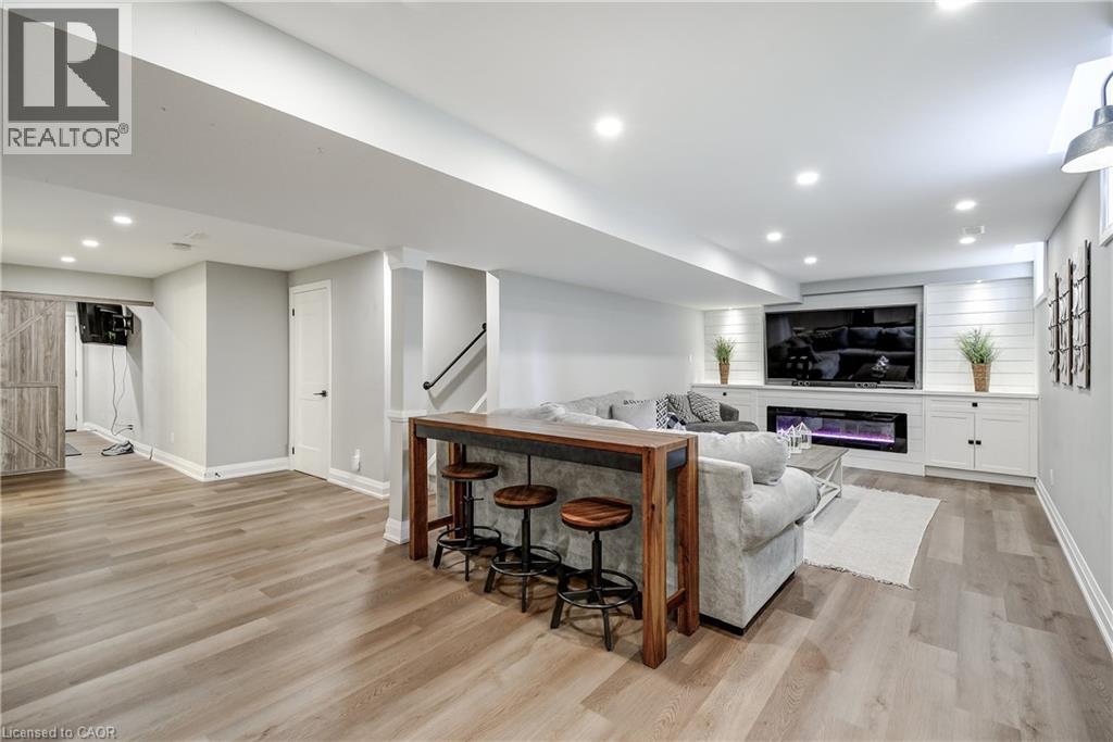 23 MCKNIGHT Avenue, Waterdown, Ontario, L8B0R5 — Photo 26