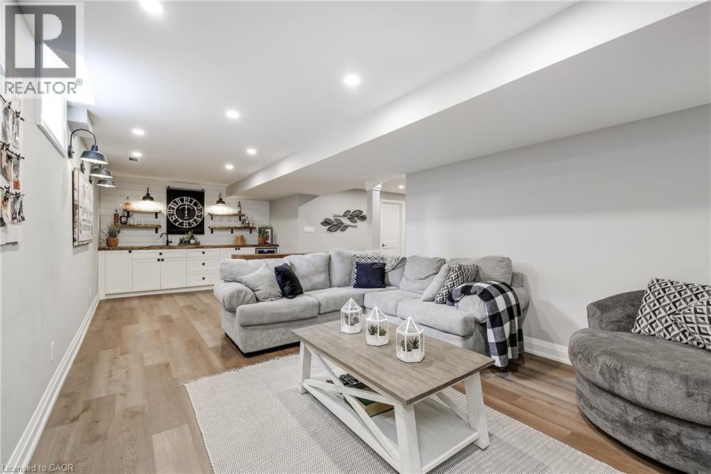 23 MCKNIGHT Avenue, Waterdown, Ontario, L8B0R5 — Photo 29