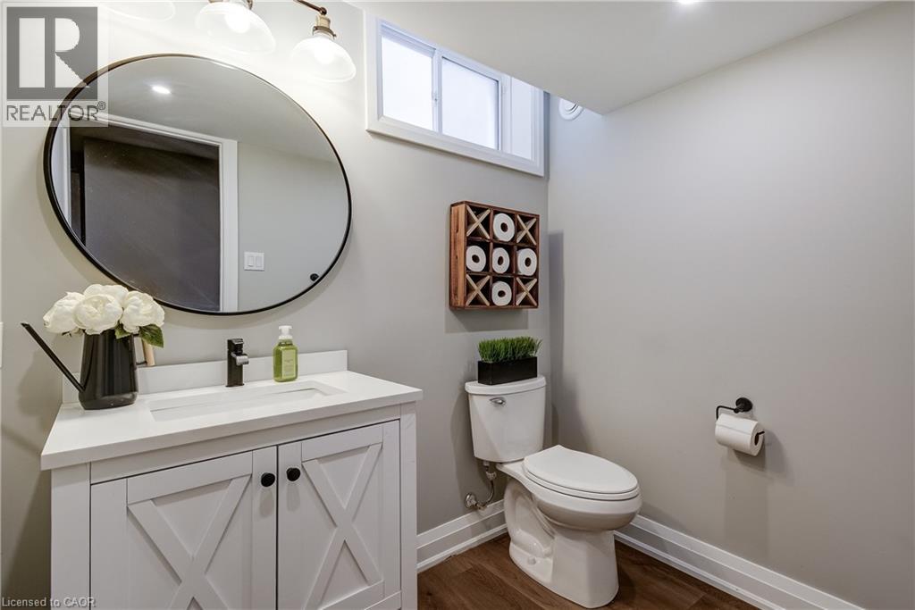 23 MCKNIGHT Avenue, Waterdown, Ontario, L8B0R5 — Photo 32