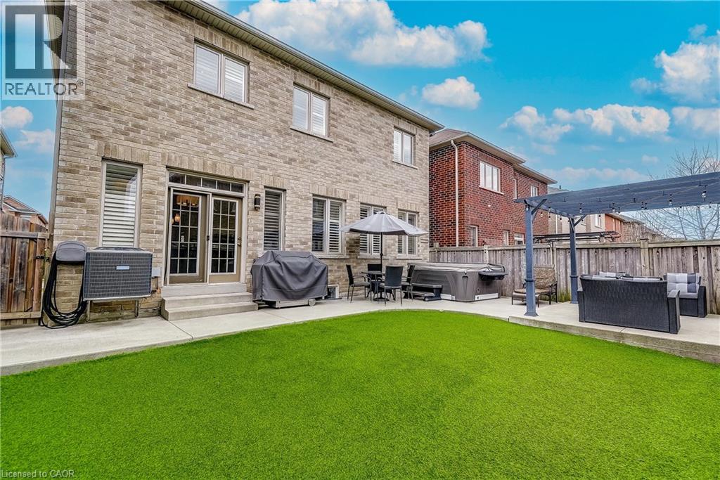 23 MCKNIGHT Avenue, Waterdown, Ontario, L8B0R5 — Photo 33