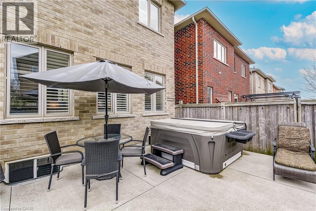 23 MCKNIGHT Avenue, Waterdown, Ontario, L8B0R5 — Photo 36