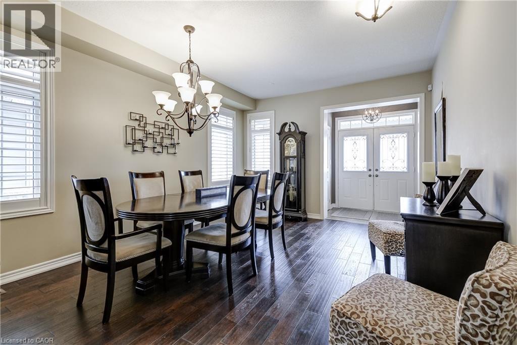 23 MCKNIGHT Avenue, Waterdown, Ontario, L8B0R5 — Photo 4
