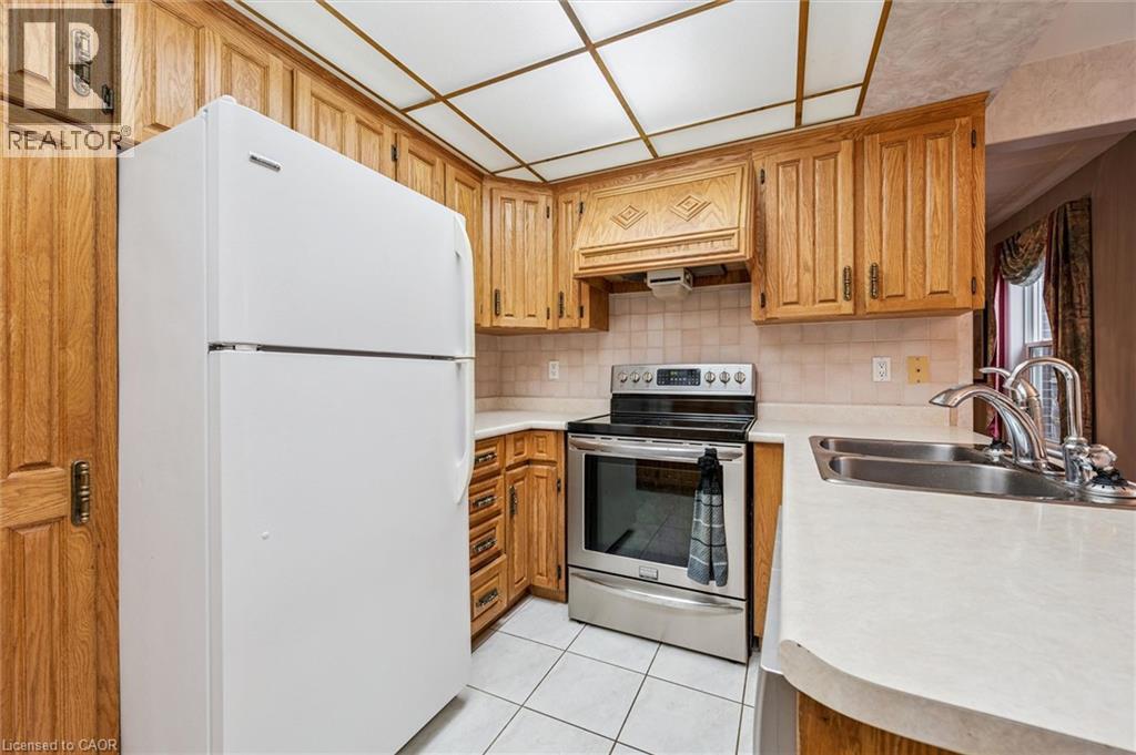 42 TRAILVIEW Drive, Kitchener, Ontario, N2N1V9 — Photo 14