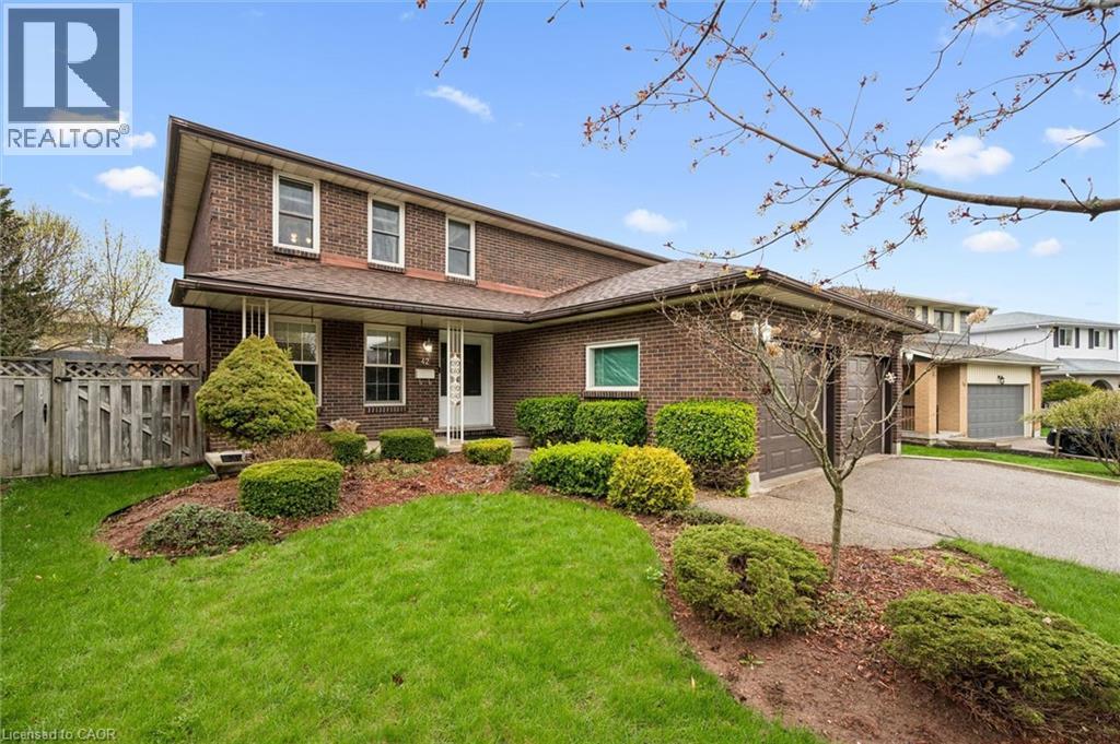 42 TRAILVIEW Drive, Kitchener, Ontario, N2N1V9 — Photo 2