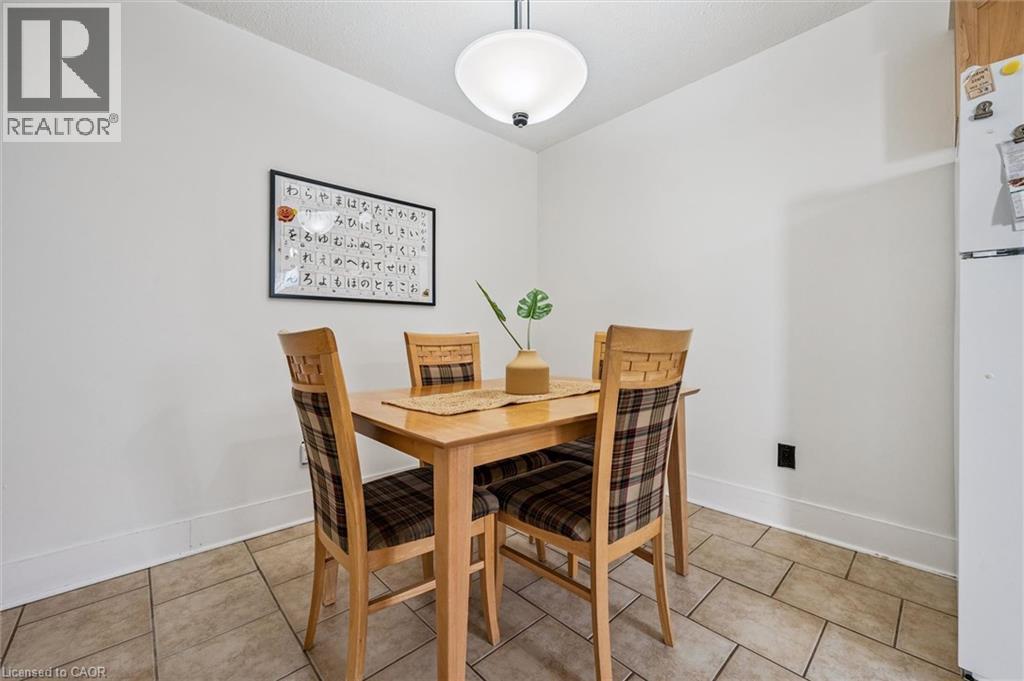 385 PIONEER Drive Unit# 5, Kitchener, Ontario, N2P1L8 — Photo 12