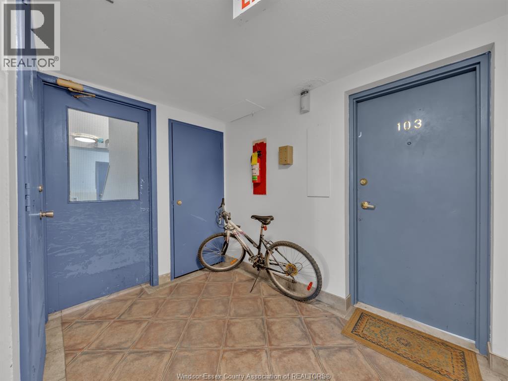531 MILL STREET, Windsor, Ontario, N9C2R7 — Photo 7