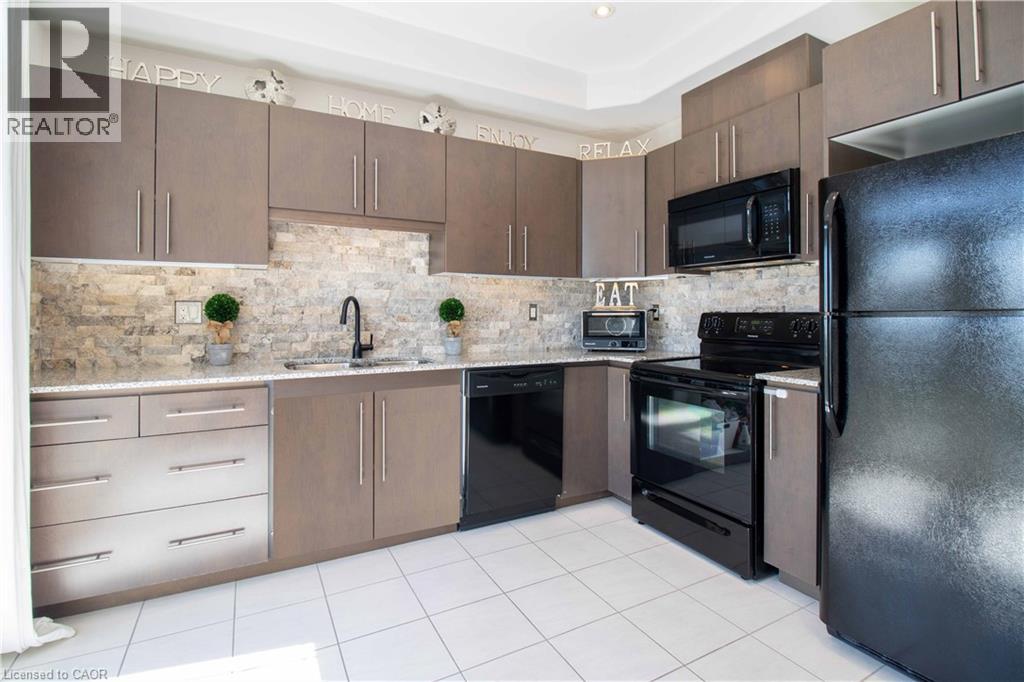 310 FALL FAIR Way Unit# 71, Binbrook, Ontario, L0R1C0 — Photo 12