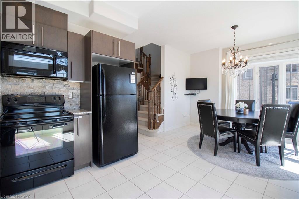 310 FALL FAIR Way Unit# 71, Binbrook, Ontario, L0R1C0 — Photo 14