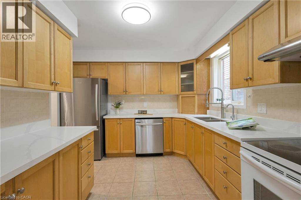 366 HAVENDALE Crescent, Waterloo, Ontario, N2T2T4 — Photo 7